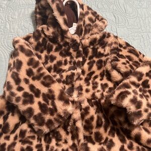 Leopard coat 2t